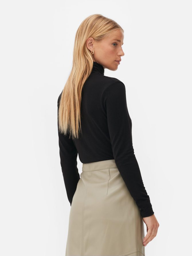 The Edit Turtleneck Sweater - Image 4