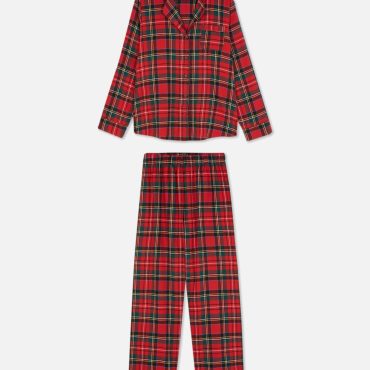 Women's Plaid Flannel Pajama Set