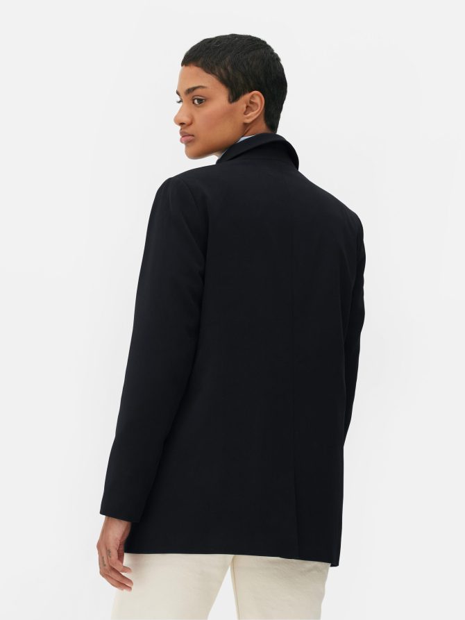 Classic Tailored Blazer - Image 4