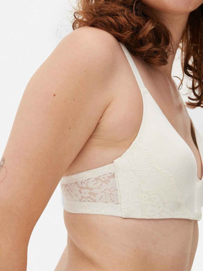 2-Pack Molded Post-Surgery Bras - Image 3