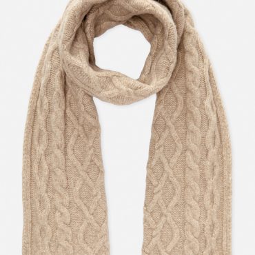 Rita Ora Cable Knit Scarf