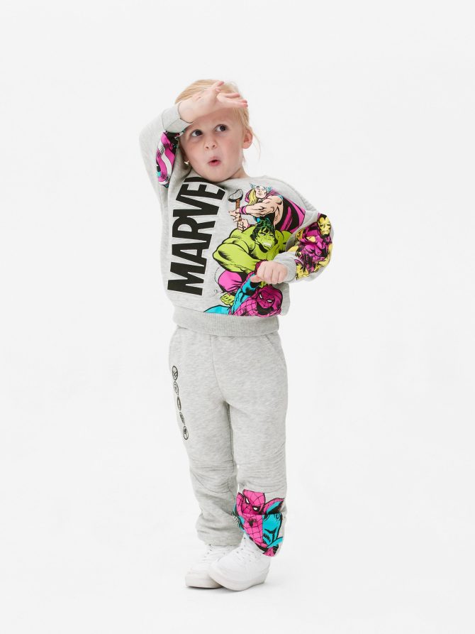 Marvel Avengers Print Sweatshirt
