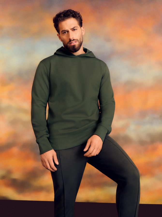 Kem Pullover Hoodie