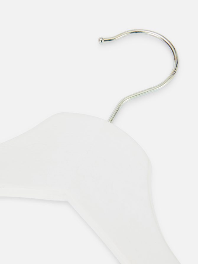 5-Pack Wooden Hangers - Image 2