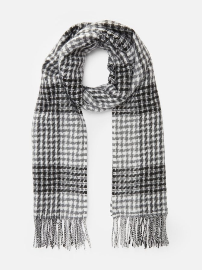 Plaid Fringed Scarf