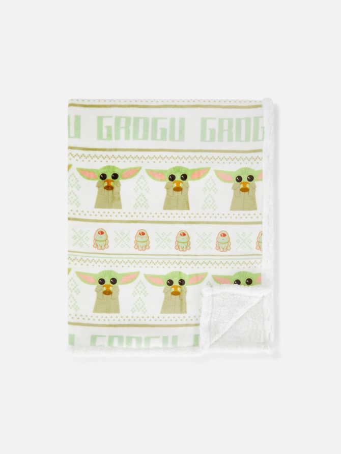 Star Wars Baby Yoda Fleece Throw