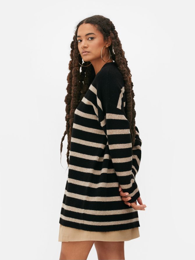 V-Neck Boyfriend Cardigan - Image 3