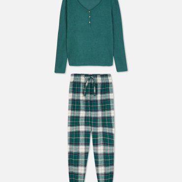 Women's Check Long Sleeve Pajamas