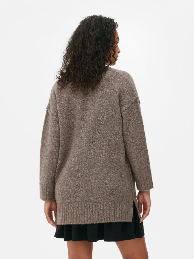 V-Neck Textured Cardigan - Image 4