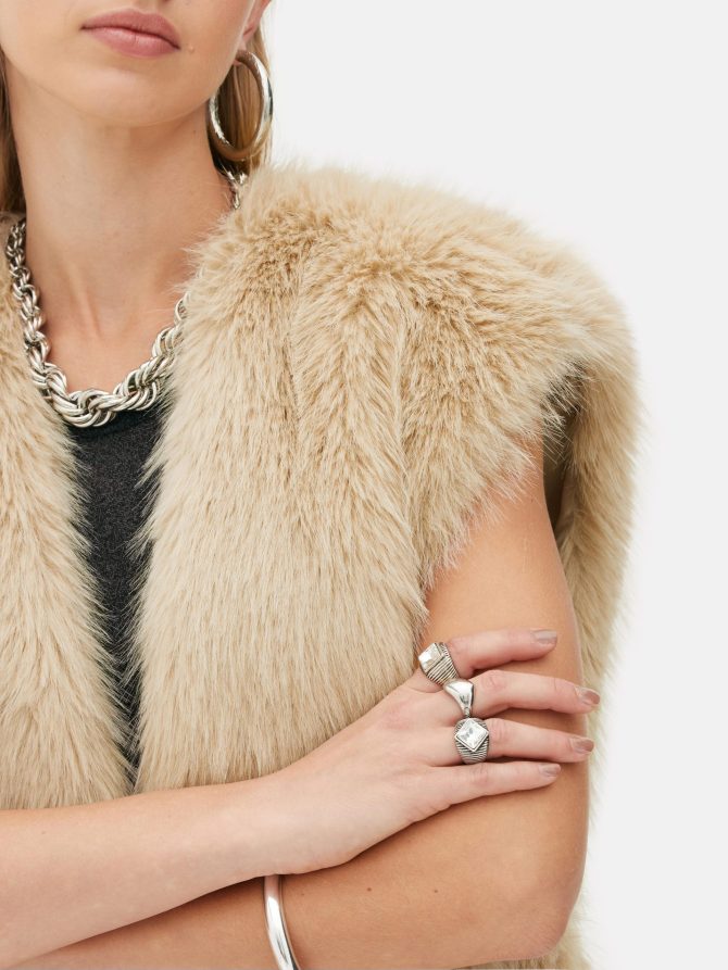 Rita Ora Faux Fur Vest - Image 3