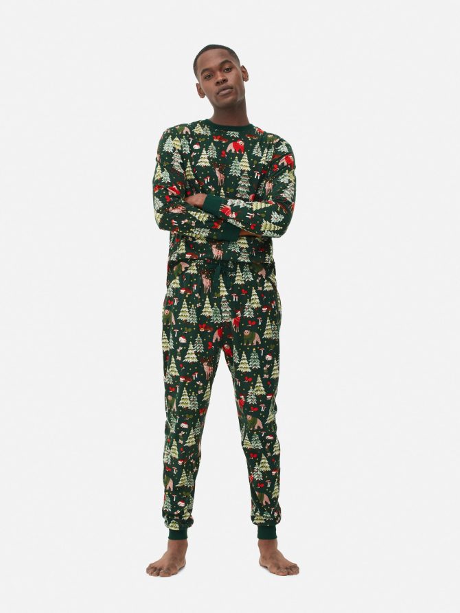 Men's Woodland Print Christmas Family Pajamas - Image 3