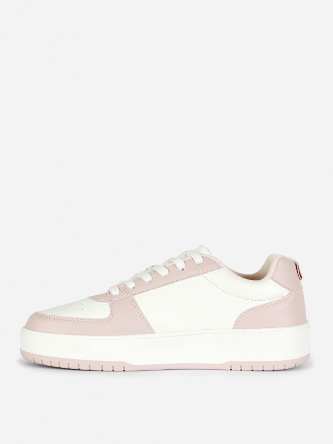Sporty Low Tops - Image 4