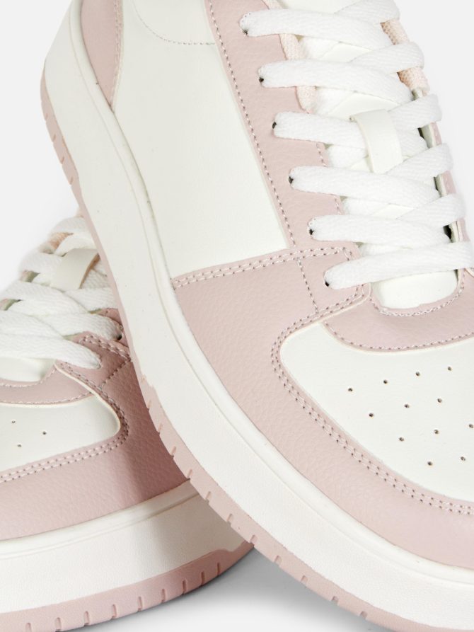 Sporty Low Tops - Image 5