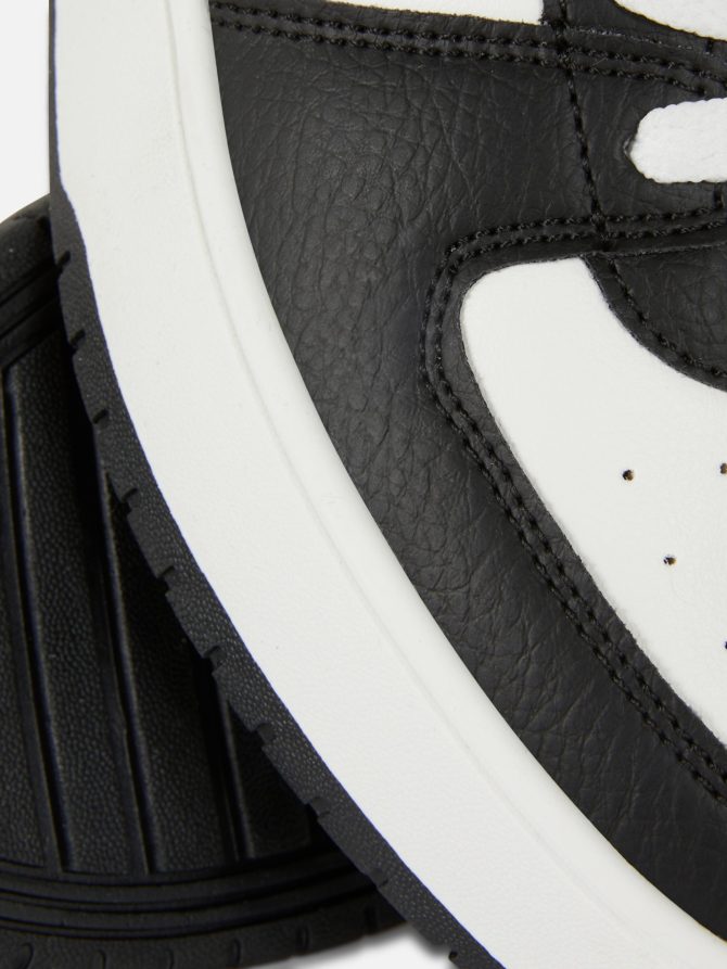 Sporty Low Tops - Image 5