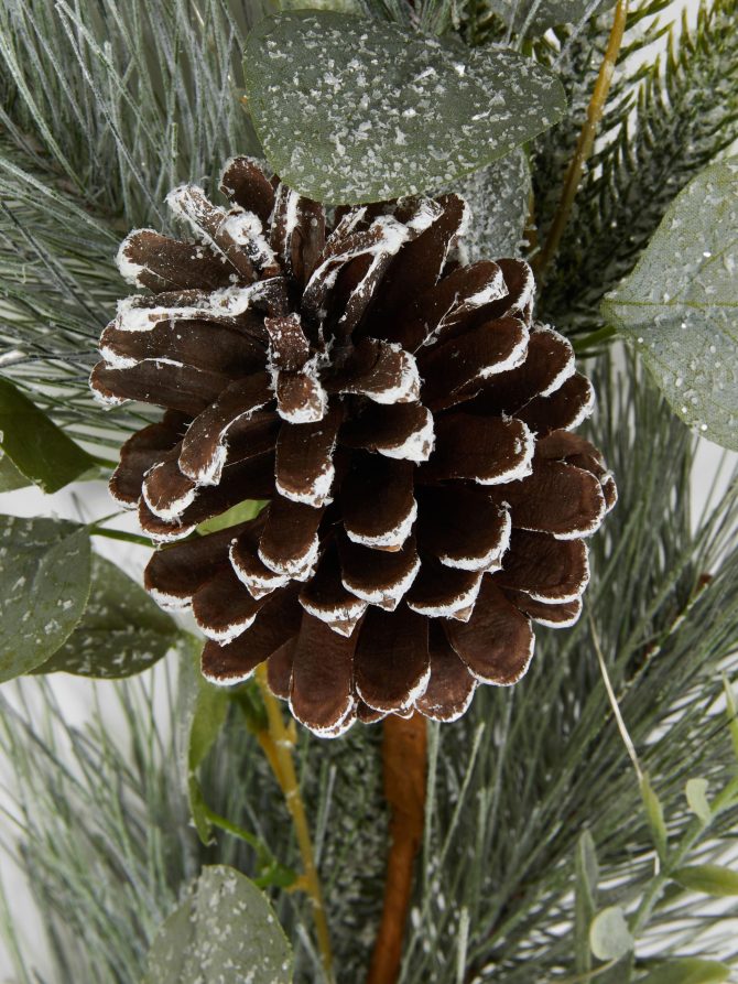 LED Faux Pine Garland - Image 2