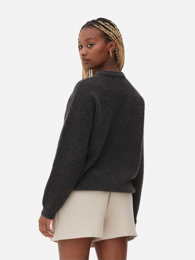 Brushed Yarn Sweater - Image 4