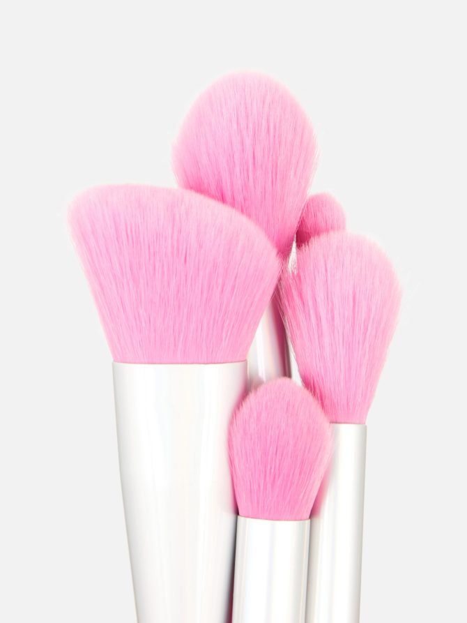 Disney’s Princesses Makeup Brush Set - Image 2