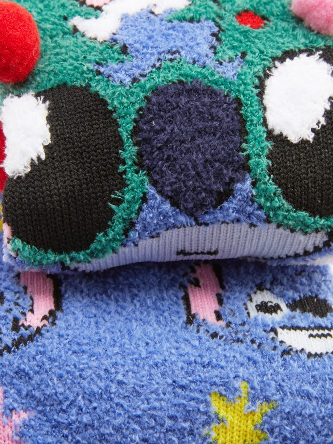 2-Pack Disney’s Lilo and Stitch Christmas Cozy Socks - Image 2