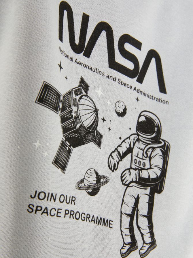 NASA Sweatshirt - Image 5