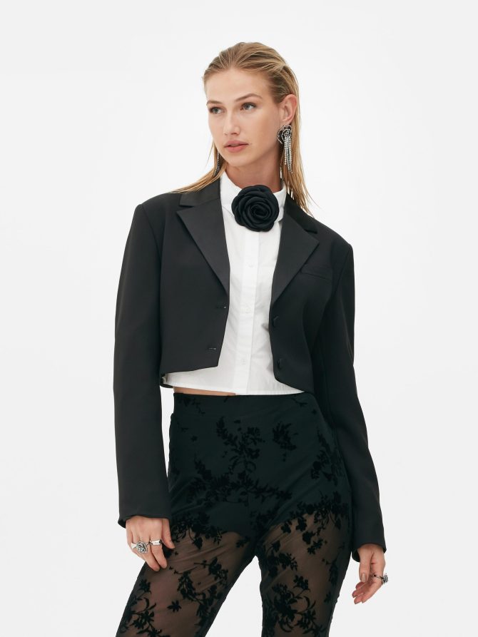 Rita Ora Cropped Tuxedo Blazer - Image 2
