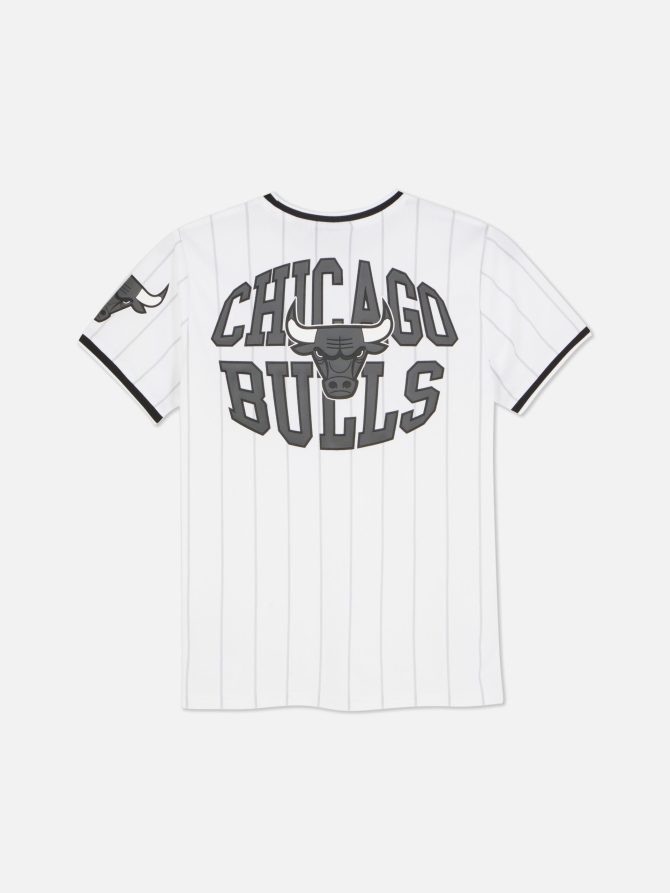 NBA Chicago Bulls Striped T-Shirt - Image 4