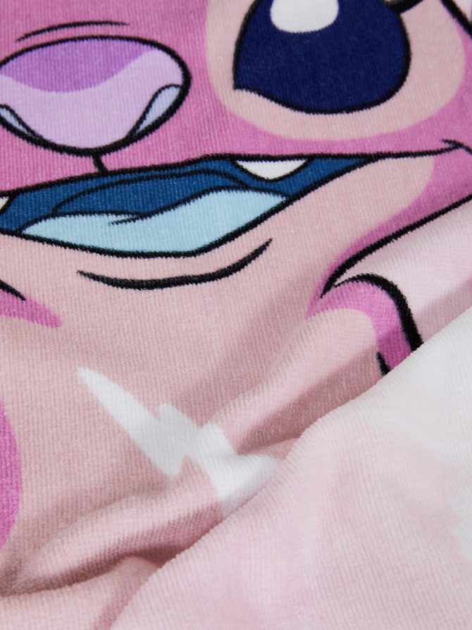 Disney's Lilo & Stitch Angel Towel - Image 2