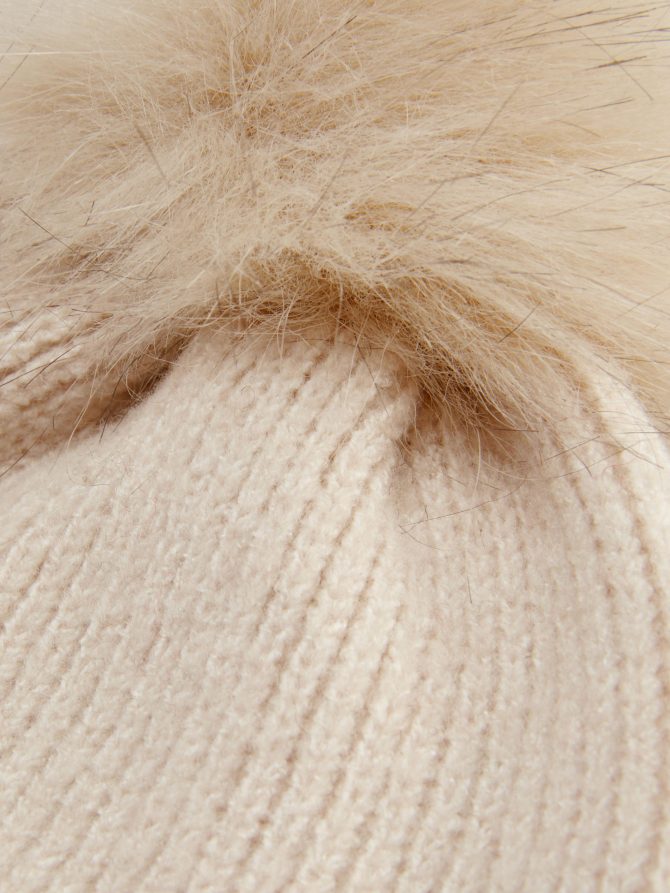 Pompoms Beanie - Image 2