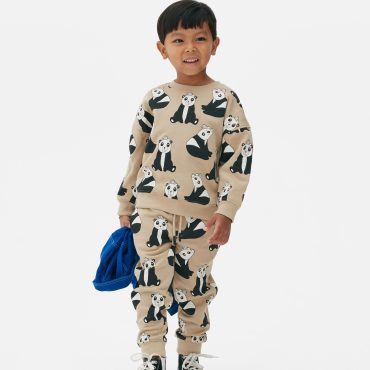 Panda Print Sweatshirt and Joggers Set