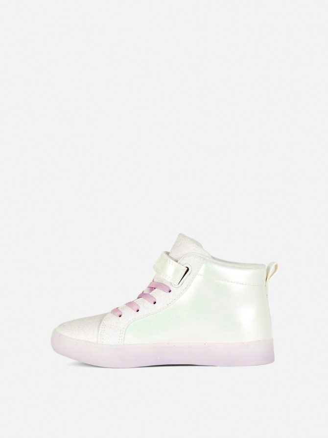 Disney’s Minnie Mouse and Daisy Duck Light Up Sneakers - Image 4