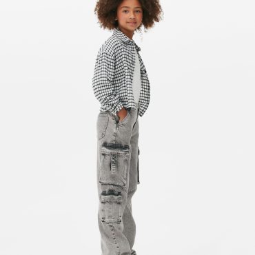 Wide Leg Cargo Jeans