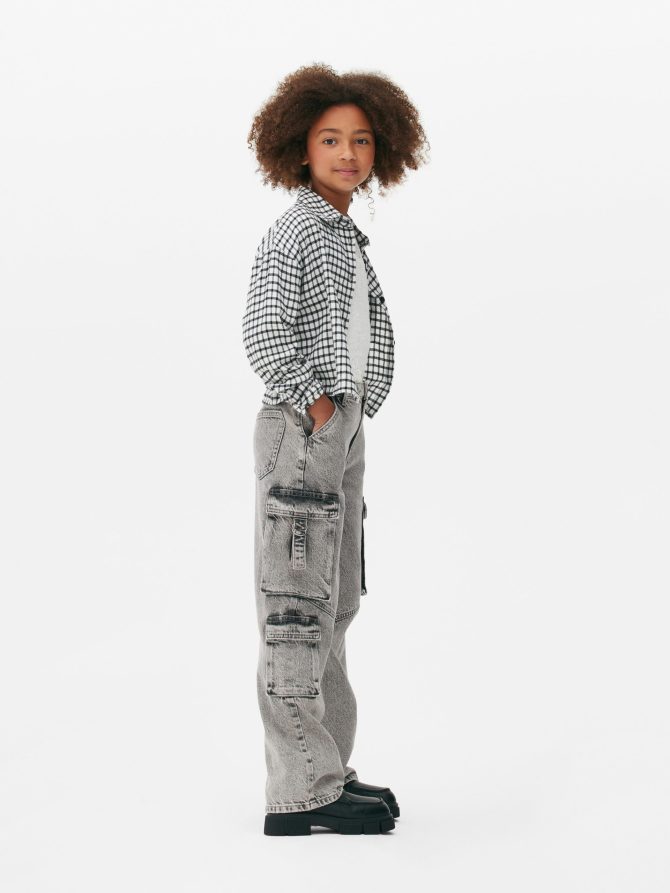 Wide Leg Cargo Jeans