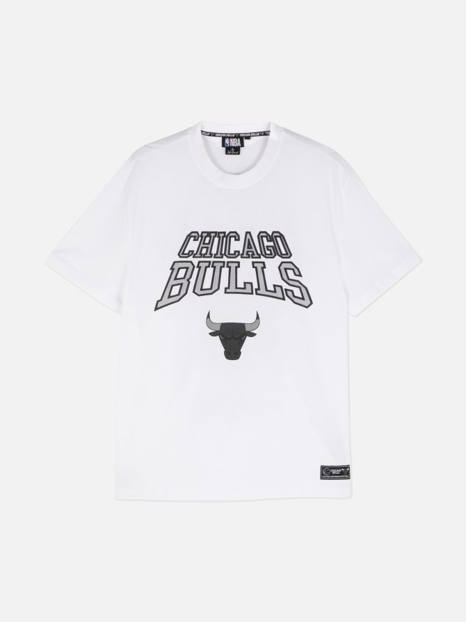 NBA Chicago Bulls Graphic T-Shirt - Image 5