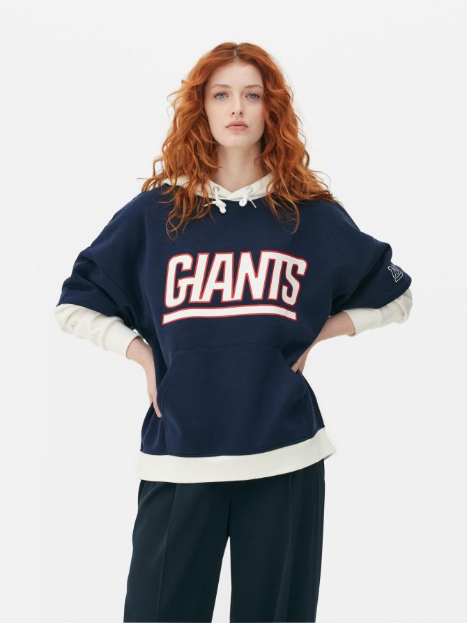 NFL New York Giants 2-in-1 Hoodie - Image 2