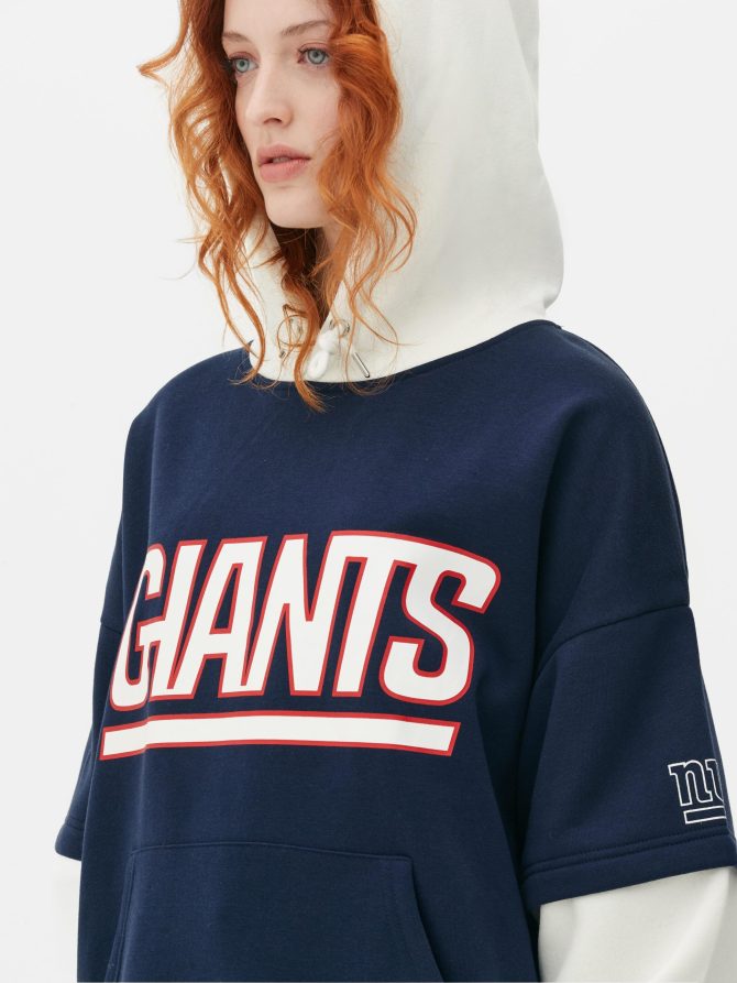 NFL New York Giants 2-in-1 Hoodie - Image 3