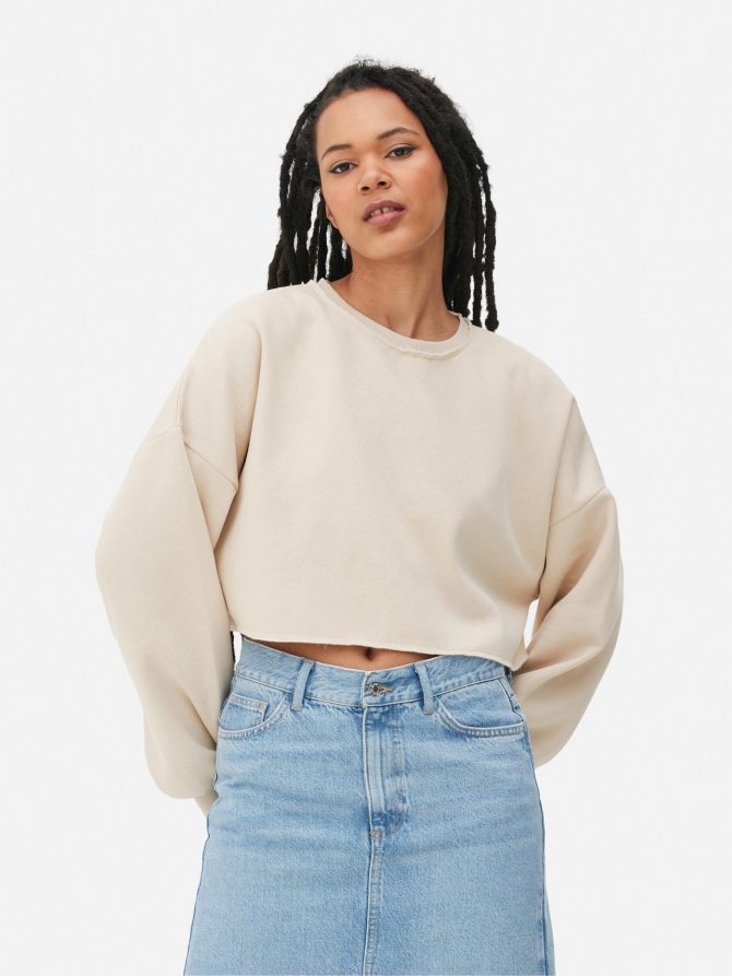 Exposed Hem Cropped Crew Sweatshirt - Image 2