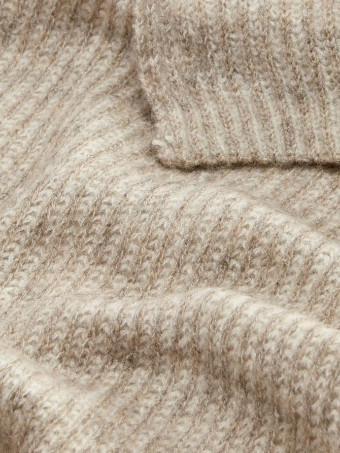 Two Tone Knit Scarf - Image 2