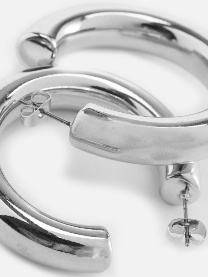 The Edit Chunky Hoop Earrings - Image 2