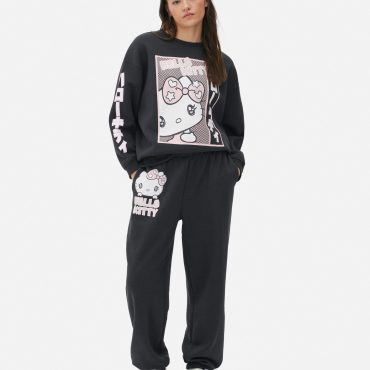Hello Kitty Oversized Sweatshirt