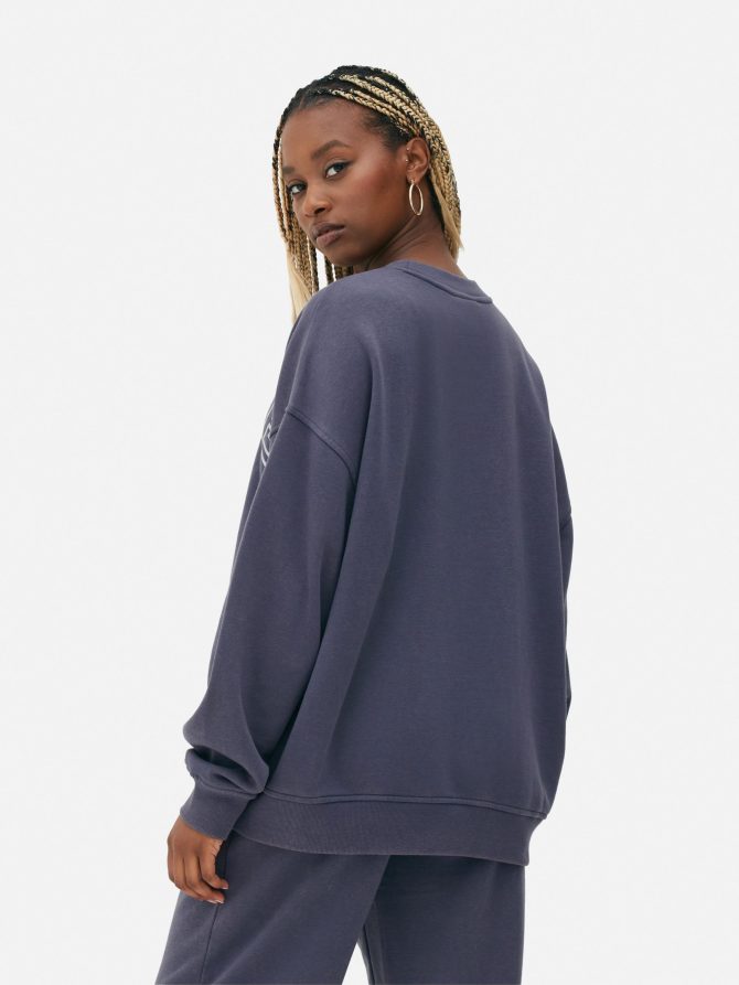 Yale Oversized Sweatshirt - Image 4