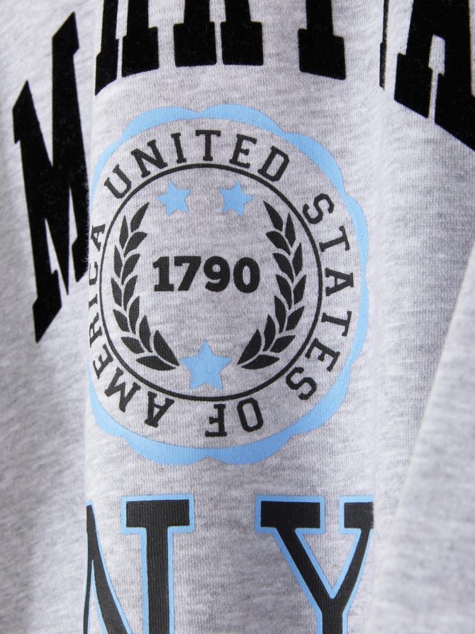 Manhattan Print Sweatshirt - Image 5