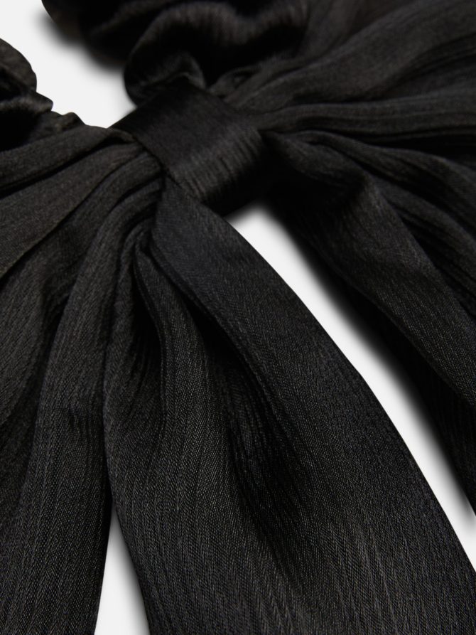 Crinkle Bow Scrunchie - Image 2