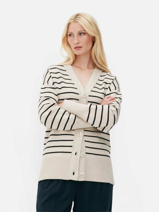 V-Neck Slouchy Boyfriend Cardigan - Image 2