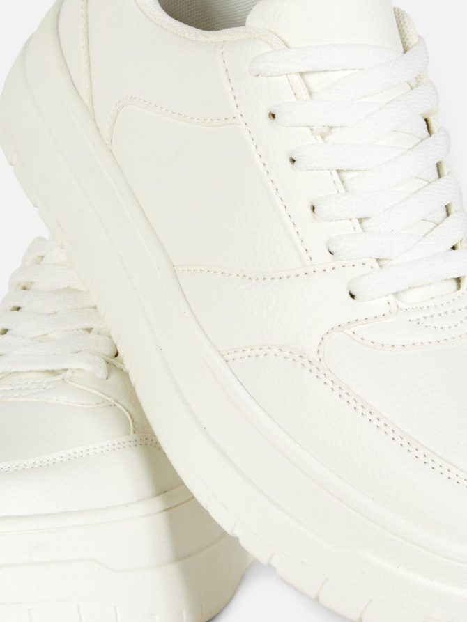 Flatform Low Tops - Image 5