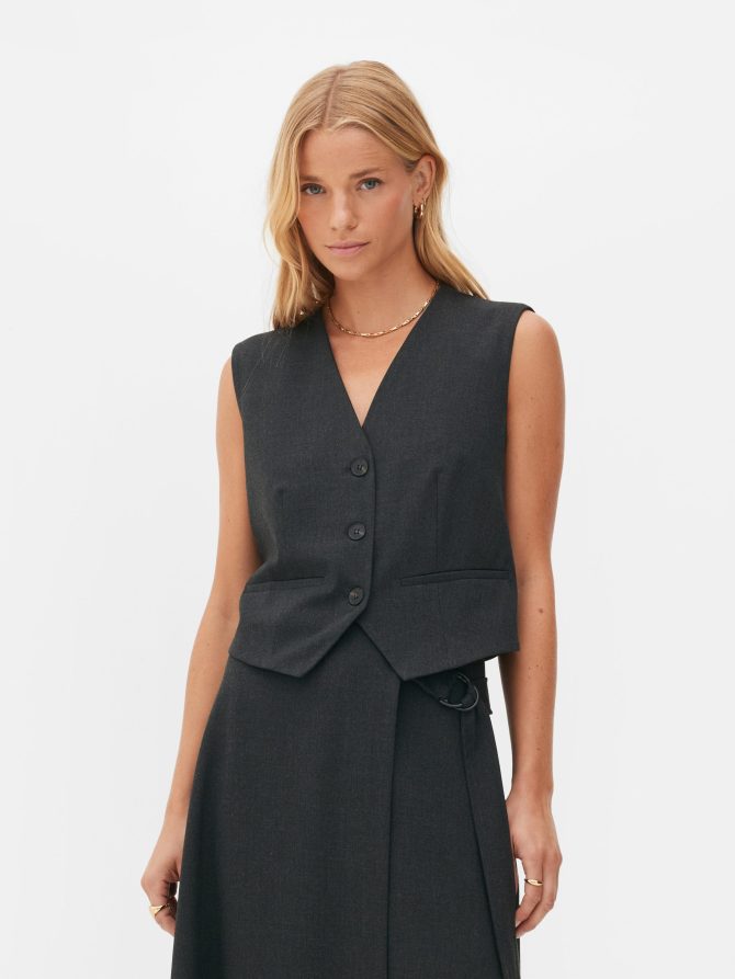 The Edit Single-Breasted Vest - Image 2