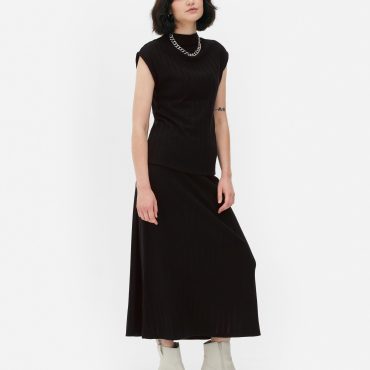 Ribbed Midi Skirt
