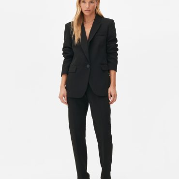 The Edit Single Button Blazer
