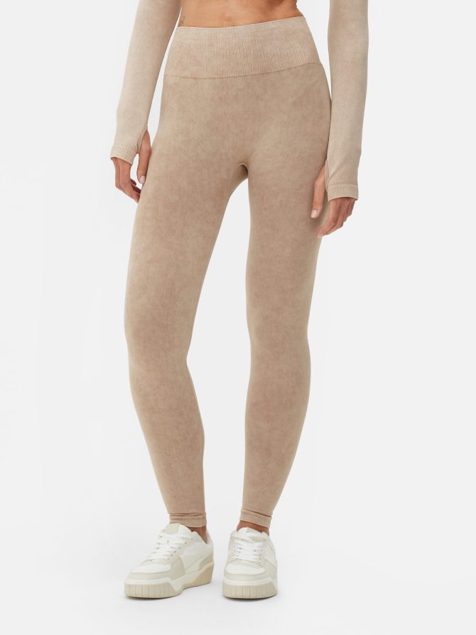 Seam Free Performance Leggings - Image 2