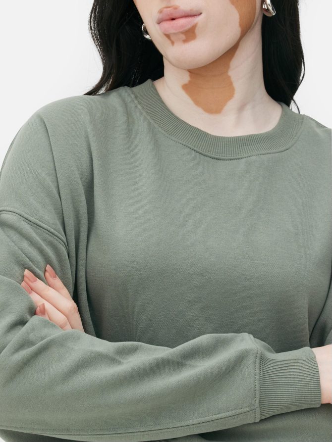 Oversized Crew Neck Sweatshirt - Image 3