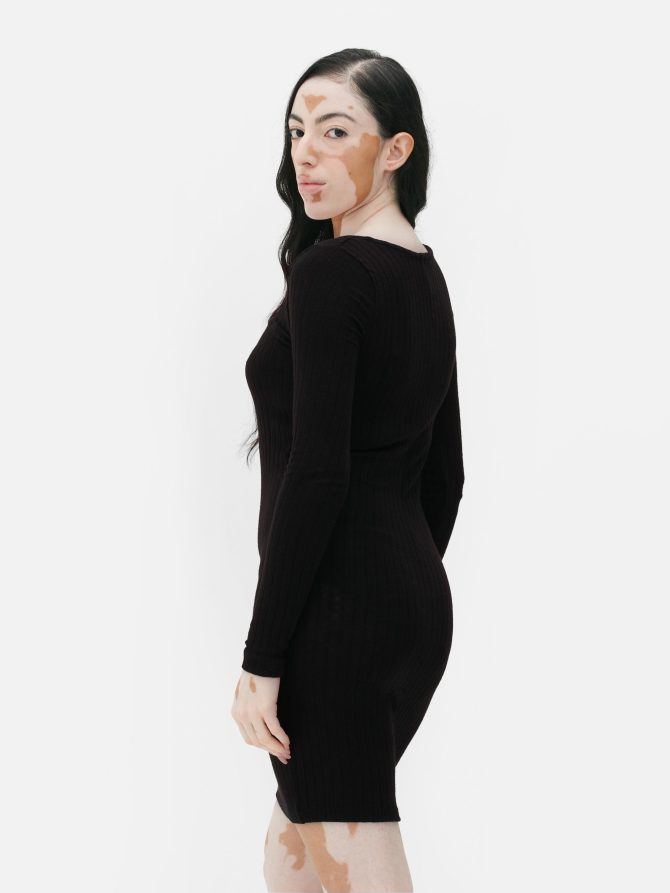Ribbed Bodycon Mini Dress - Image 4
