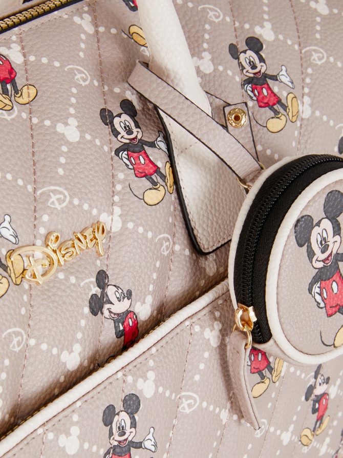 Disney's Mickey Mouse Weekender - Image 3